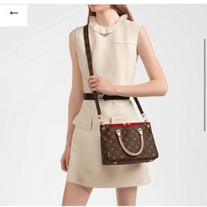 100% Authentic Louis Vuitton Pallas bb